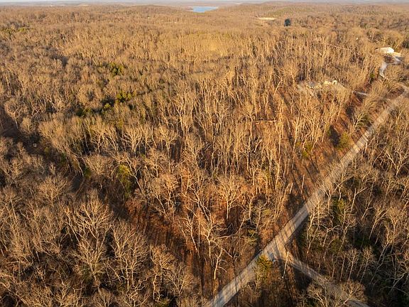 4th image of 9539 NE 866th Rd