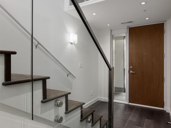 2 bedroom rental in Vancouver — photo 17