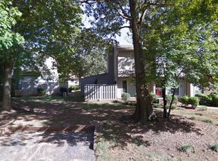 105 Twin Oaks Pl, Cary, NC 27511