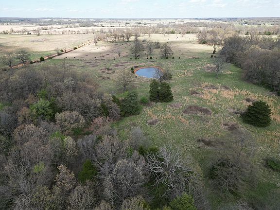 2nd image of 25 Graham Rd
