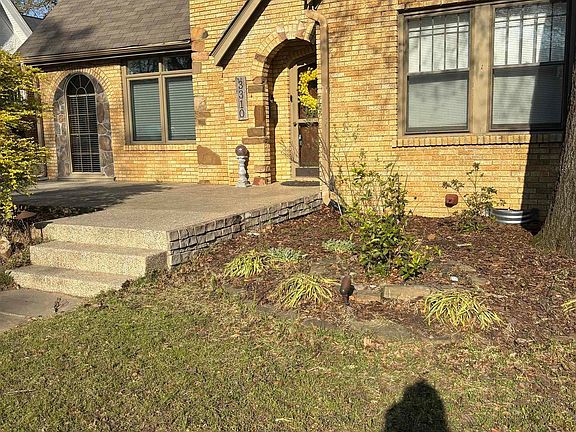 2nd image of 3310 N Cypress St