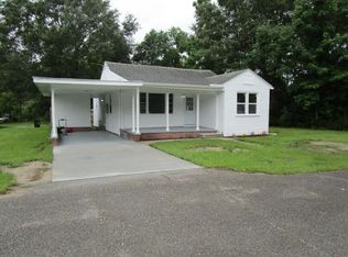 1303 Proctor St, Picayune, MS 39466
