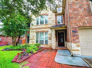 13308 Ravenlake Dr, Pearland, TX 77584