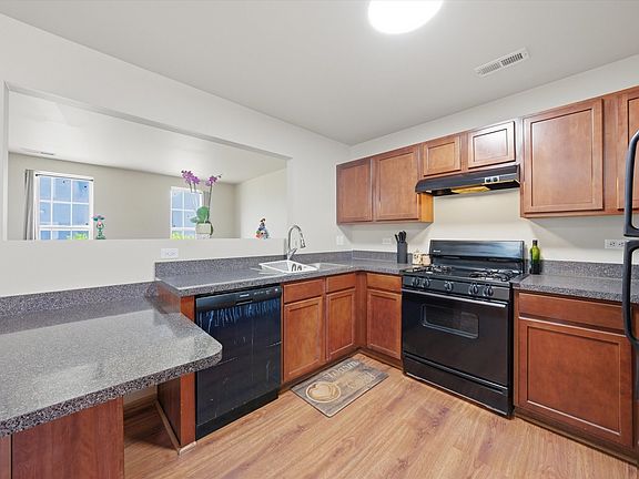 4th image of 752 Four Seasons Blvd #752