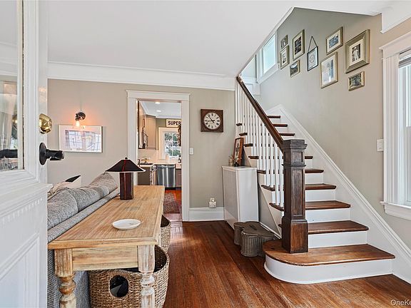 4th image of 11 Westwood Avenue
