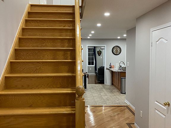3rd image of 63 Rotunda St