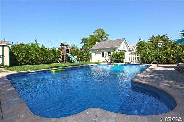 1st image of 71 Briarwood Lane