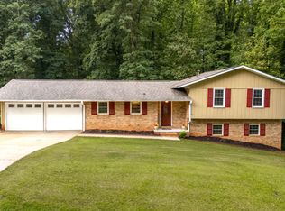 3135 Granada Way, Gainesville, GA 30506