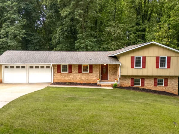 3135 Granada Way, Gainesville, GA 30506