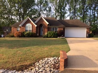339 Fulcher Dr, Millington, TN 38053