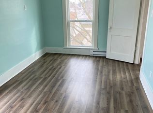 311 W Main St #6, New Hampton, IA 50659