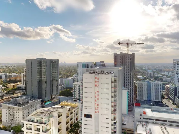 999 SW 1st Ave, Miami, FL