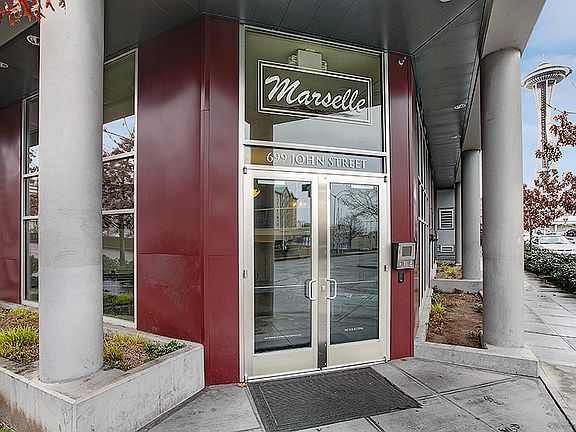 2nd image of 699 John St Unit 605