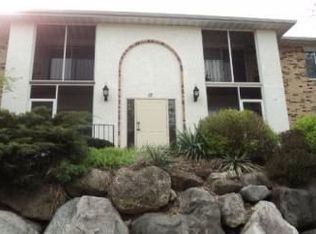 17 Golf Course Rd UNIT A, Madison, WI 53704
