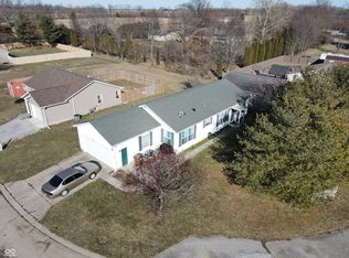 781 Northern Acres Dr, Ladoga, IN