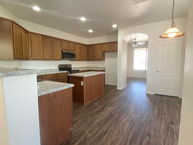 8552 W Malapai Dr — Photo 6