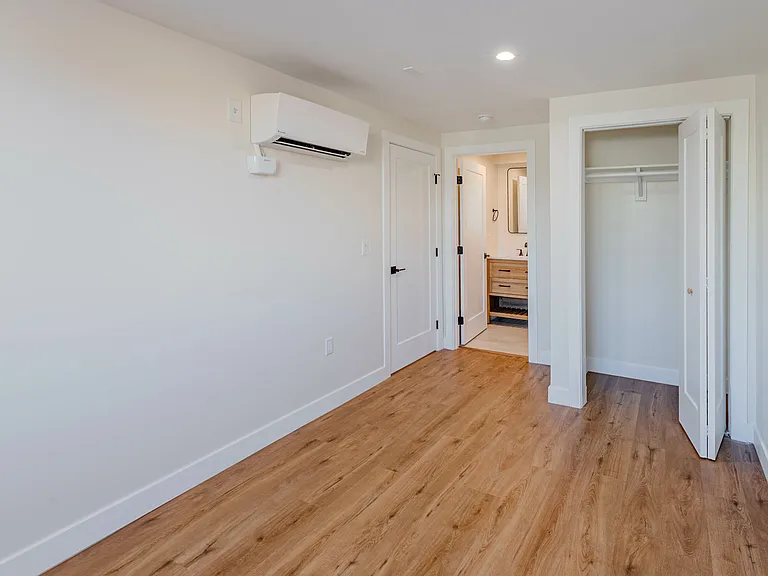 456 S Breed St #26 — Photo 5