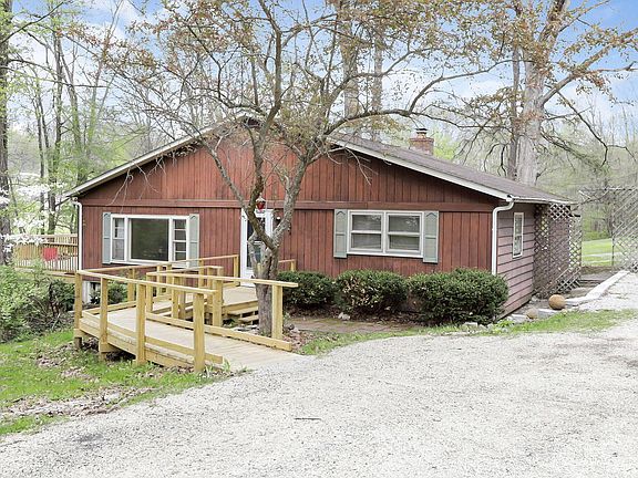 2nd image of 2171 Hamburg Rd SW