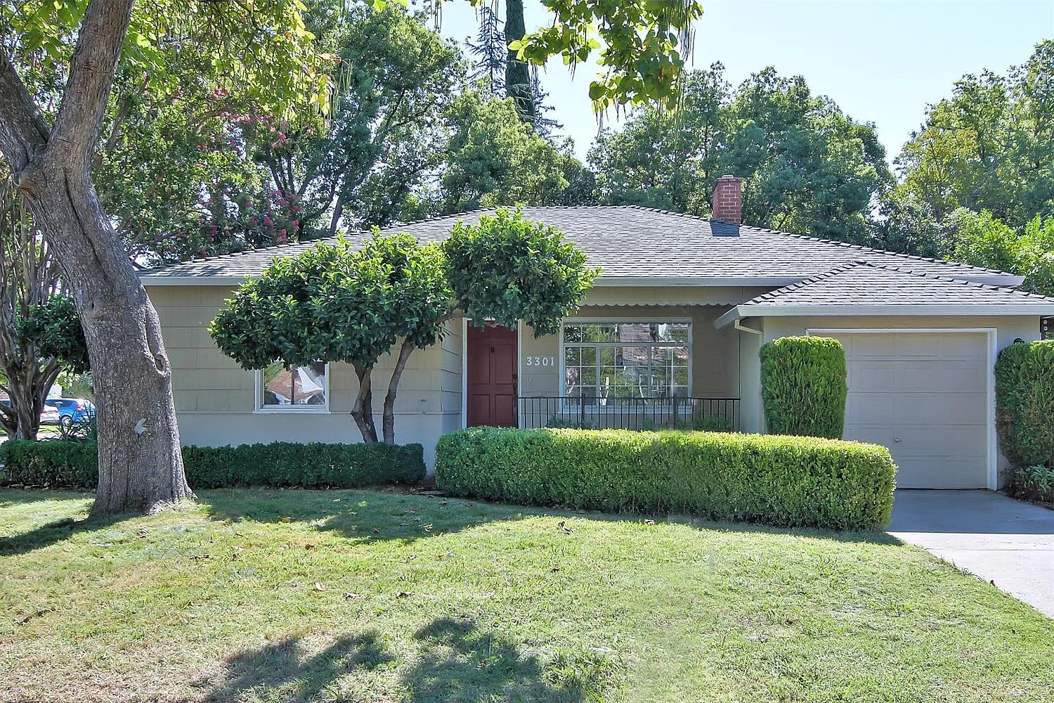 3301 58th St photo 1
