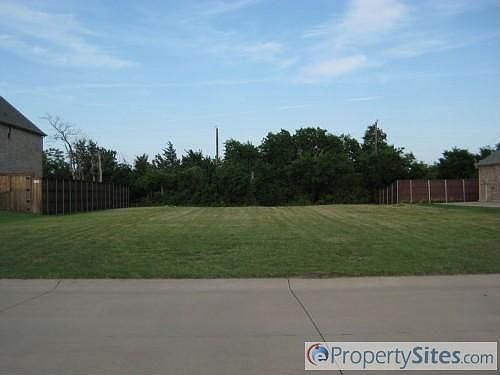 3rd image of 400 Hidden Lake Dr