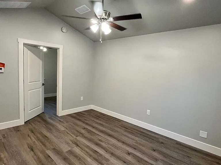 281B Minnewawa Ave #281B — Photo 12