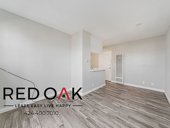 2nd image of 1734 E Erie St APT 301