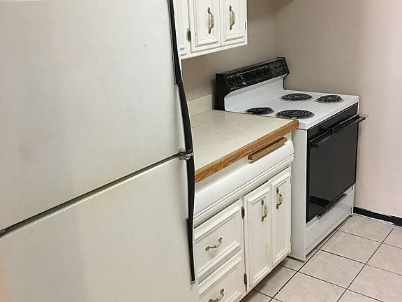 4th image of 1542 S Austin Blvd APT 8