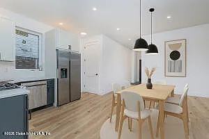 178 Parkinson Ave — Photo 4