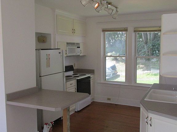 2nd image of 16 Vanderwerken Ave