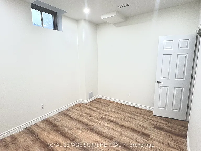 1641 Angus St #BMST — Photo 10