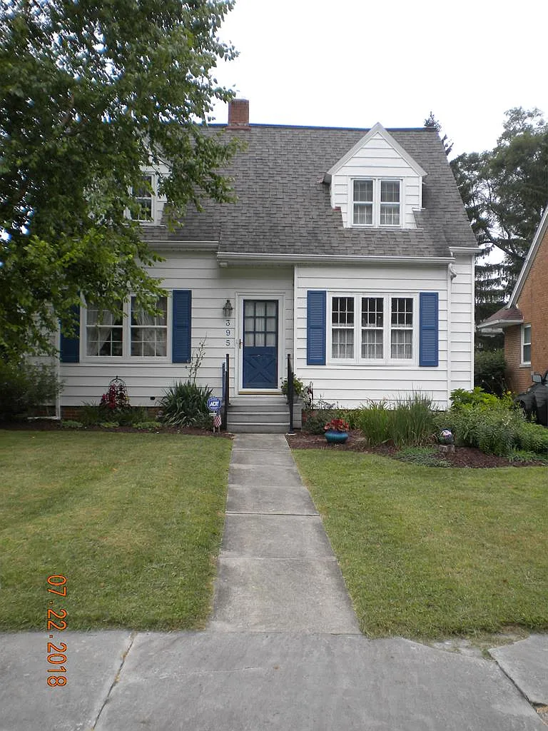 395 Brightwood Dr photo 1