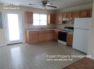 1044 Pinoak Dr, Nicholasville, KY 40356