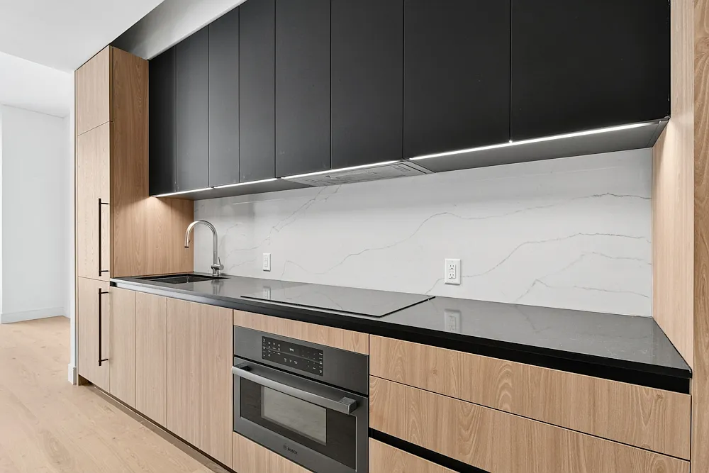 312 West 43rd Street — Photo 3