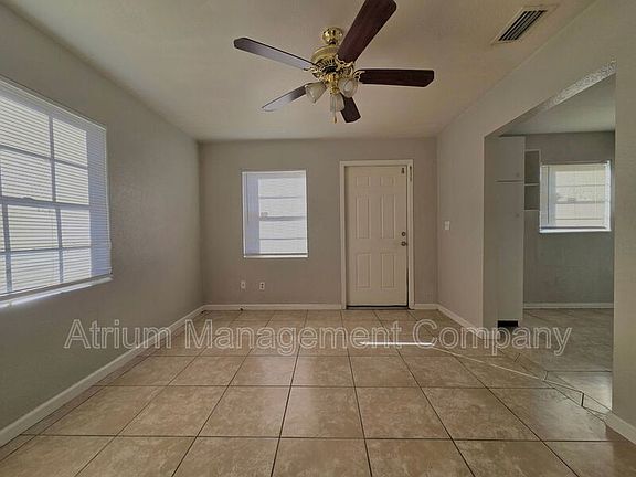 4th image of 2720 Hempstead Dr
