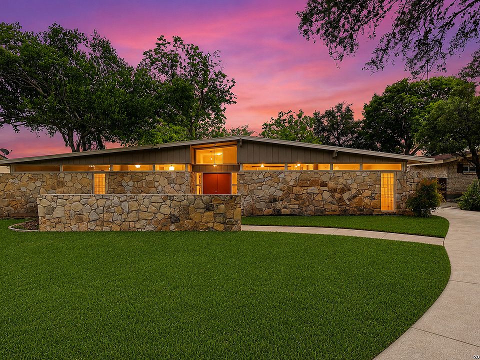 1st image of 2622 Hopeton Dr