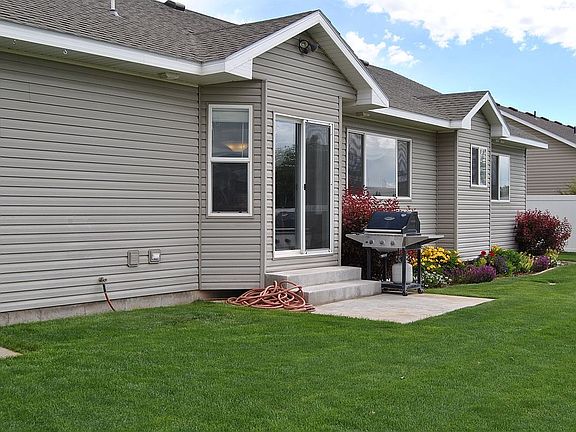 5th image of 4198 E Clarkston Ct