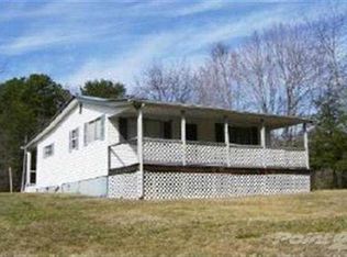 126 Lee Ln, Washburn, TN 37888