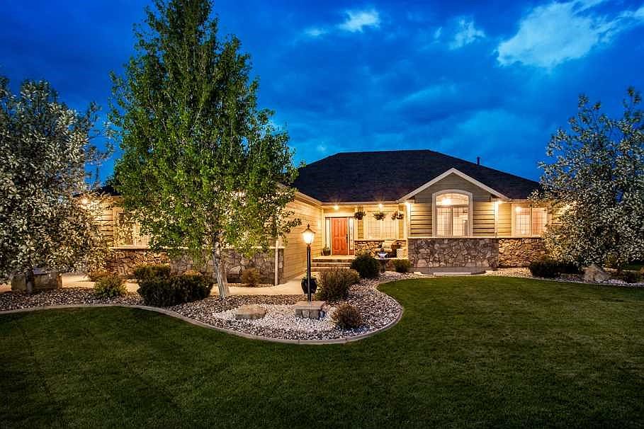 1st image of 3964 Trailwood Dr
