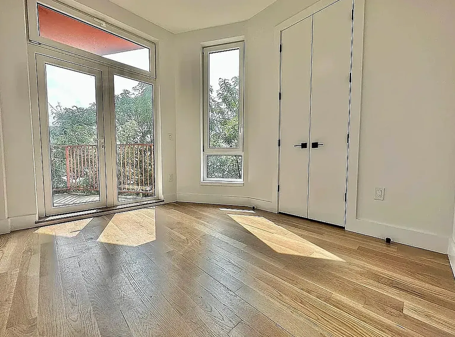 391 Meeker Avenue — Photo 1