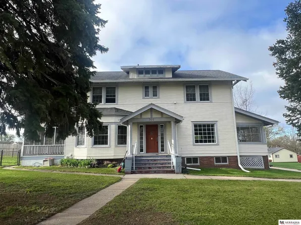 301 E 5th St, Oakland, NE 68045