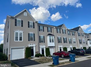 512 Susan Cir, North Wales, PA 19454
