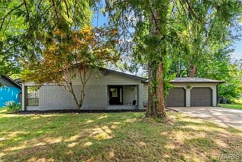 102 Gale Dr Photo 1