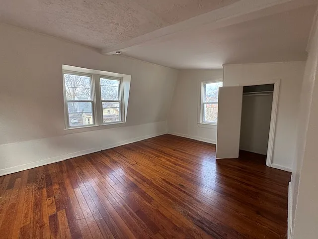 1044 Rosemont Ave — Photo 30
