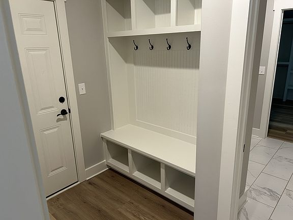 5th image of 6619 Camilla Dr