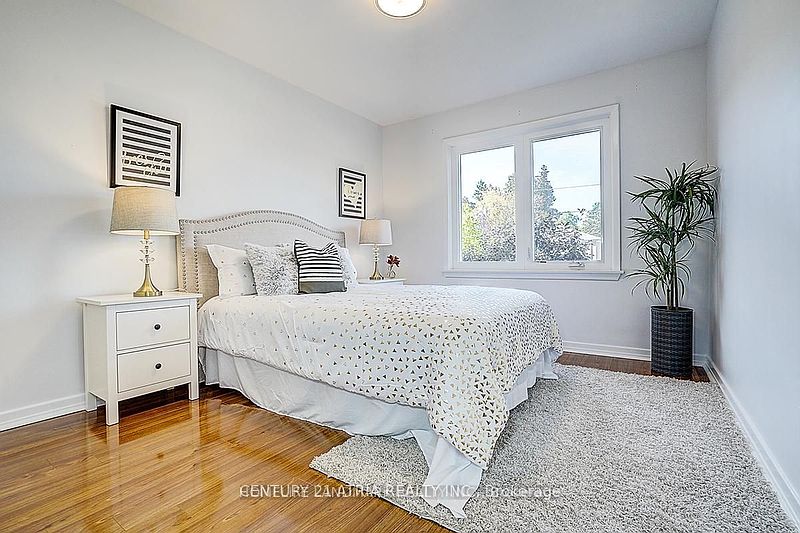 Toronto House for rent - 5 Bedrooms — photo 6