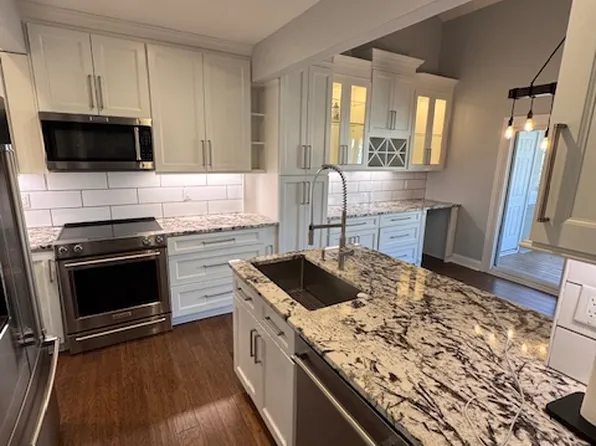 19839 Henderson Rd Unit L, Cornelius, NC 28031