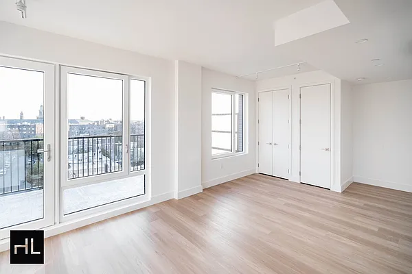 Rented by Highline Residential | media 34