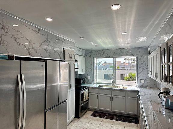 2nd image of 847 5th St APT 303