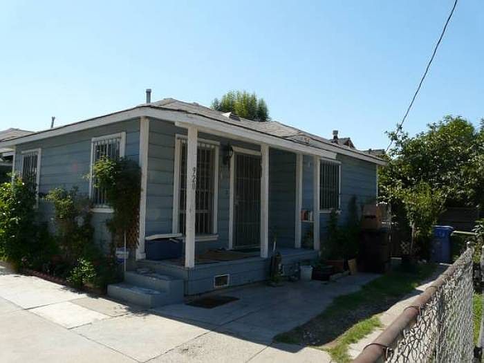 2nd image of 920 N Avenue 50