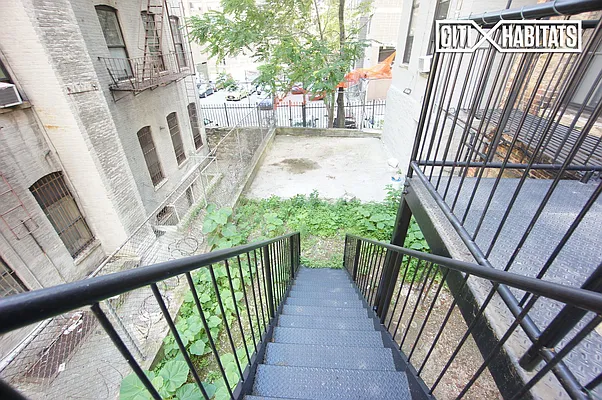 Rented by Citi Habitats | media 17